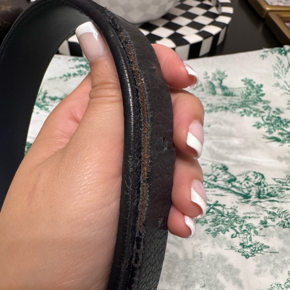 Louis Vuitton Empreinte navy blue belt. - Picture 8 of 8
